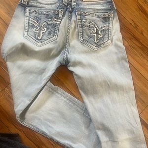 Women’s rock revival capris size 29